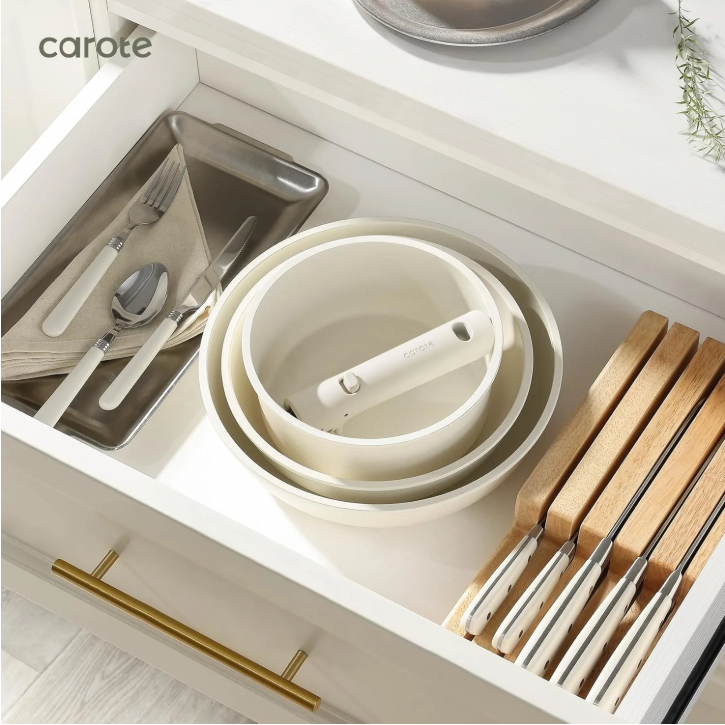 Carote 17 Piece Nonstick Cookware Set Removable Handle Induction Oven Safe Pots and Pans Set White