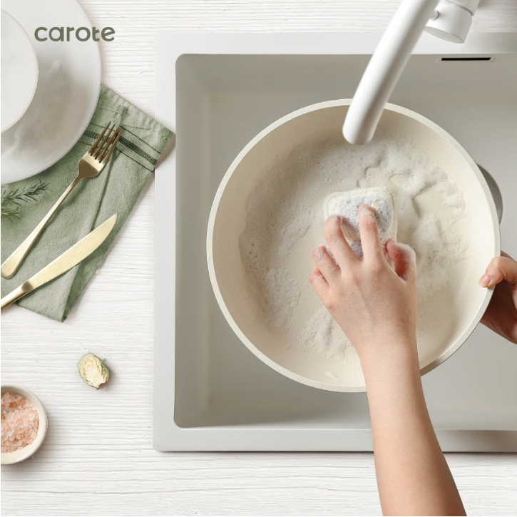 Carote 17 Piece Nonstick Cookware Set Removable Handle Induction Oven Safe Pots and Pans Set White